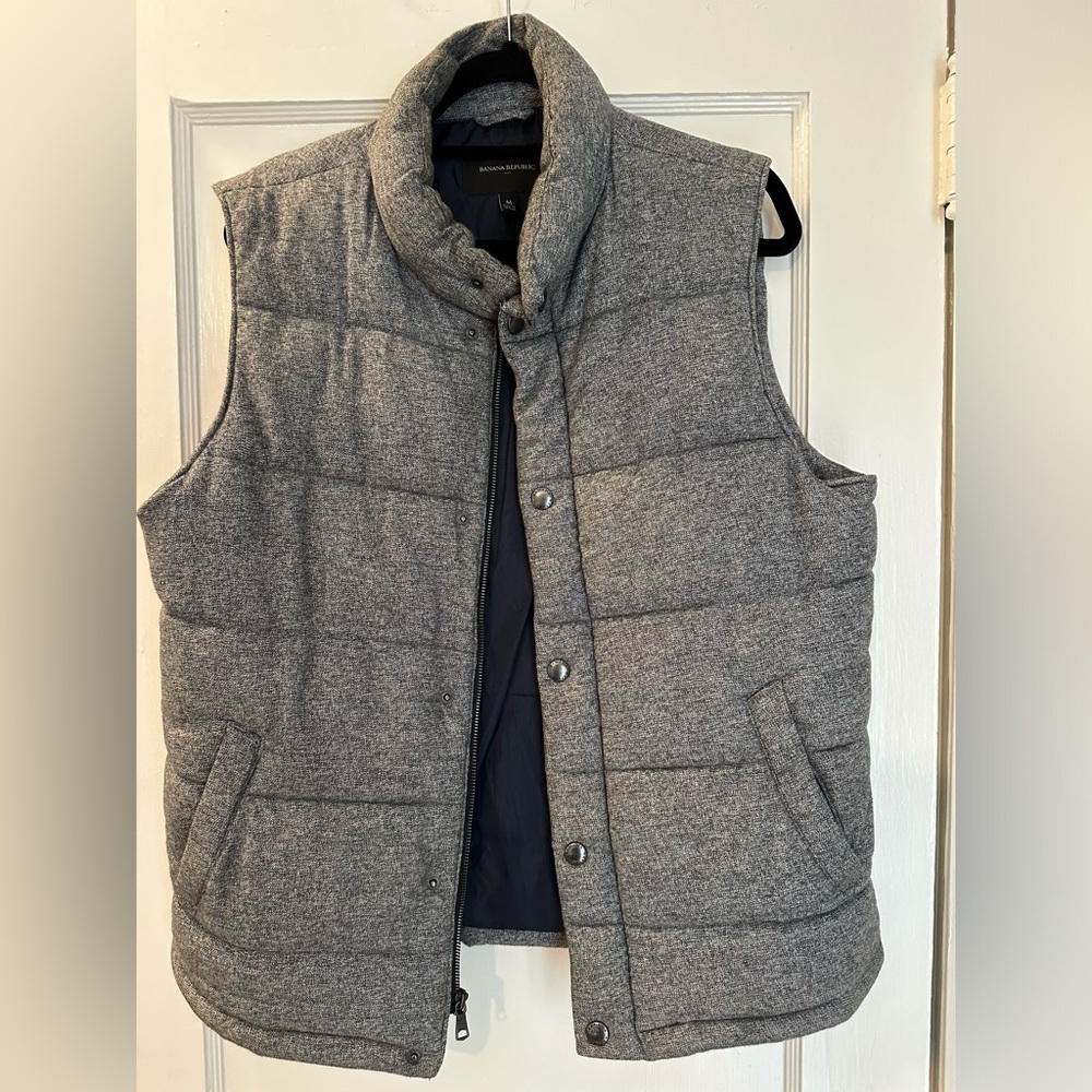 Banana Republic Puffer Vest